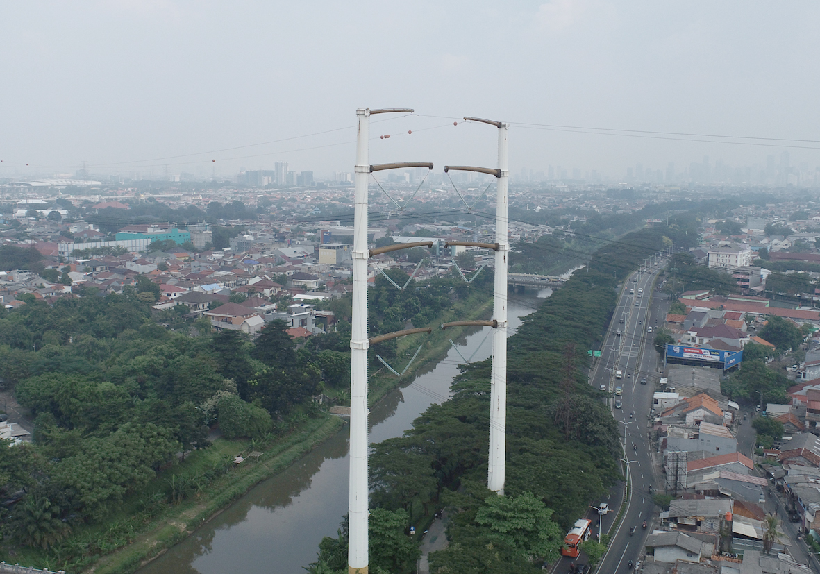 Gambar Pole 500KV PT.CHC Mendapatkan Rekor MURI
